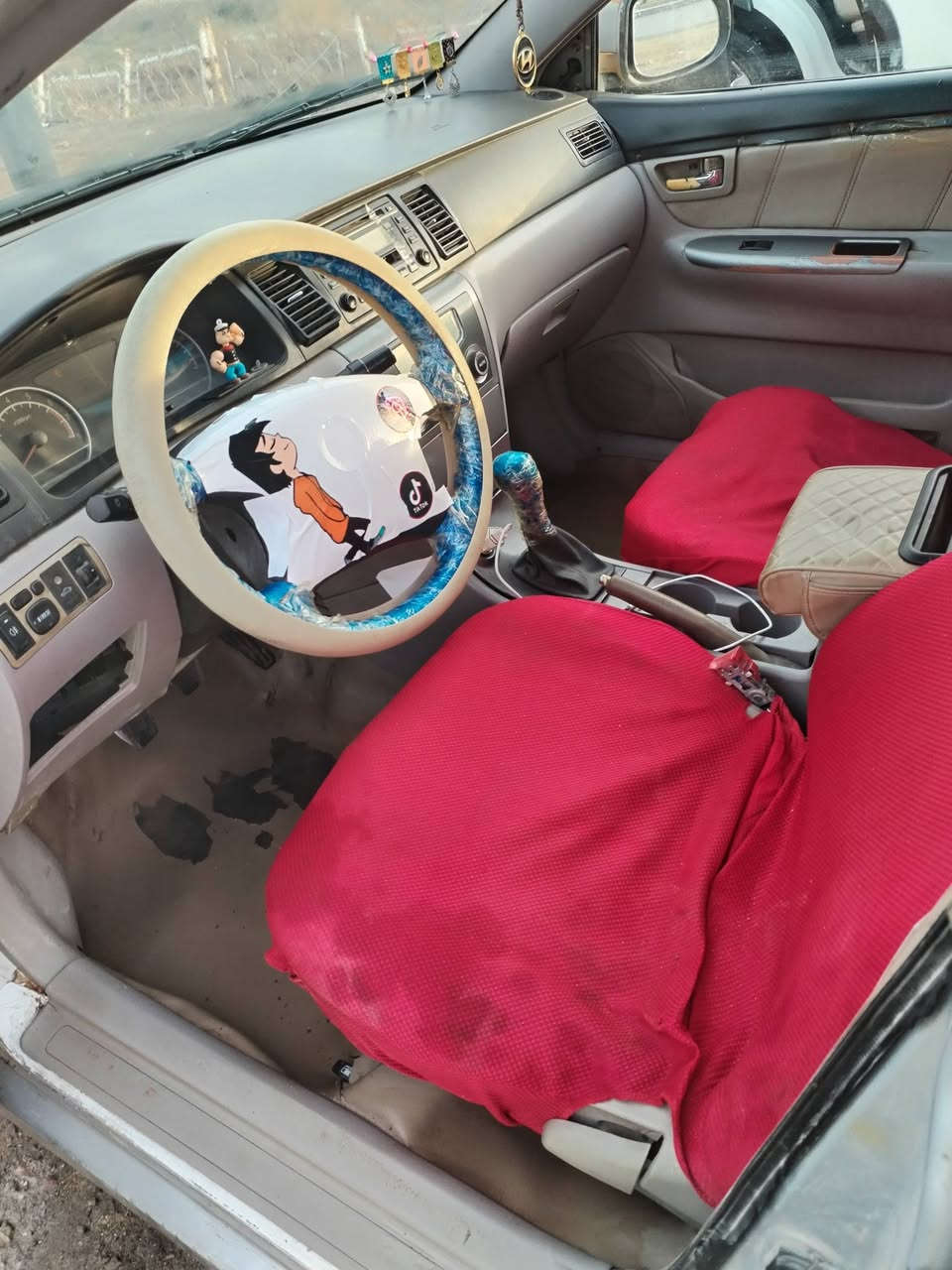 سلام عليكم سياره جيلي موبل محرك 1800موديل 12كير عادي رقم  ذي قار  وين اتريد احولك  السياره صافيه من الغرمات)))صبغ عام   ♕♕السعر 30  ♕رقم صاحب السياره ((***********))((***********))  مكان ناصريه
