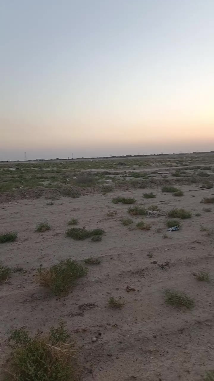 السلام عليكم قطعه تجاريه طابو صرف بل 5 الاف مساحته 300 متر مفروزه ع شارع 40 متر تجاريه للستفسار *********** عقارات المتميز
