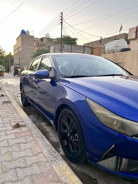 النترا 22 blu
‏لون مميز جويتي 
‏محرك ٢٠٠٠ دوش 
‏كير At
‏حادثها فقط بنيد بدون إرباك وصور الحادث مرفق 
‏فول مواصفات عدا الجلد والفتحه 
‏بصمه تشغيل وأبواب وصندوق ذكي 
‏ترحيب عند الاقتراب 
‏شاشه ديجيتال متصله تدعم نظام كار بلي واندرويد اوتو 
‏شاحن واير ليس 
‏تدفئه كشنات 
‏ويل كب 
‏تبريد شاشه منفصل 
‏رادارات جانبيه خلفيه اماميه 
‏نقاط عمياء وتنبيه 
‏صندوق ذكي 
‏اوتو هولد 
‏سايد بريك بصمه 
‏مانع انزلاق 
‏وباقي المواصفات 
‏نقص رادار امامي من امريكا وكامره بيها خلل مصنعي 
‏رقم بغداد معوقين 
‏معوقها ساكن بغداد سليم يشتغل عماله عوقه حول بعينه 
‏ويسوي وكاله عامه ام الصوره والباركود
‏
‏سعرها ١٤٧ وبيها مجال بسيط 
‏للتواصل ***********
‏
