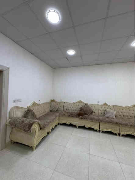 قەنەفەی 10 نەفەری کلاسیک بۆ فرۆشتن  زۆر پاکن 
لە سلیمانیم 
سحری 375 هەزار و مەجال
*********** السليمانية
