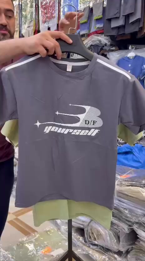 بدي اوربي ولادي 
قماش قطن 
فول ليكرة 
صناعة صيني
قياسات 
L/XL/XXL/XXXL
يلبس اعمار 
من 4 سنة 
الى 10سنة
سعر الدرزن 
36 الف 
جملة القطعة 
3000
توصيل 6 الف


**إذا كنت صاحب هذا الإعلان وتريد حذفه لأي سبب، رجاءا أرسل رسالة إلى الدعم الفني**