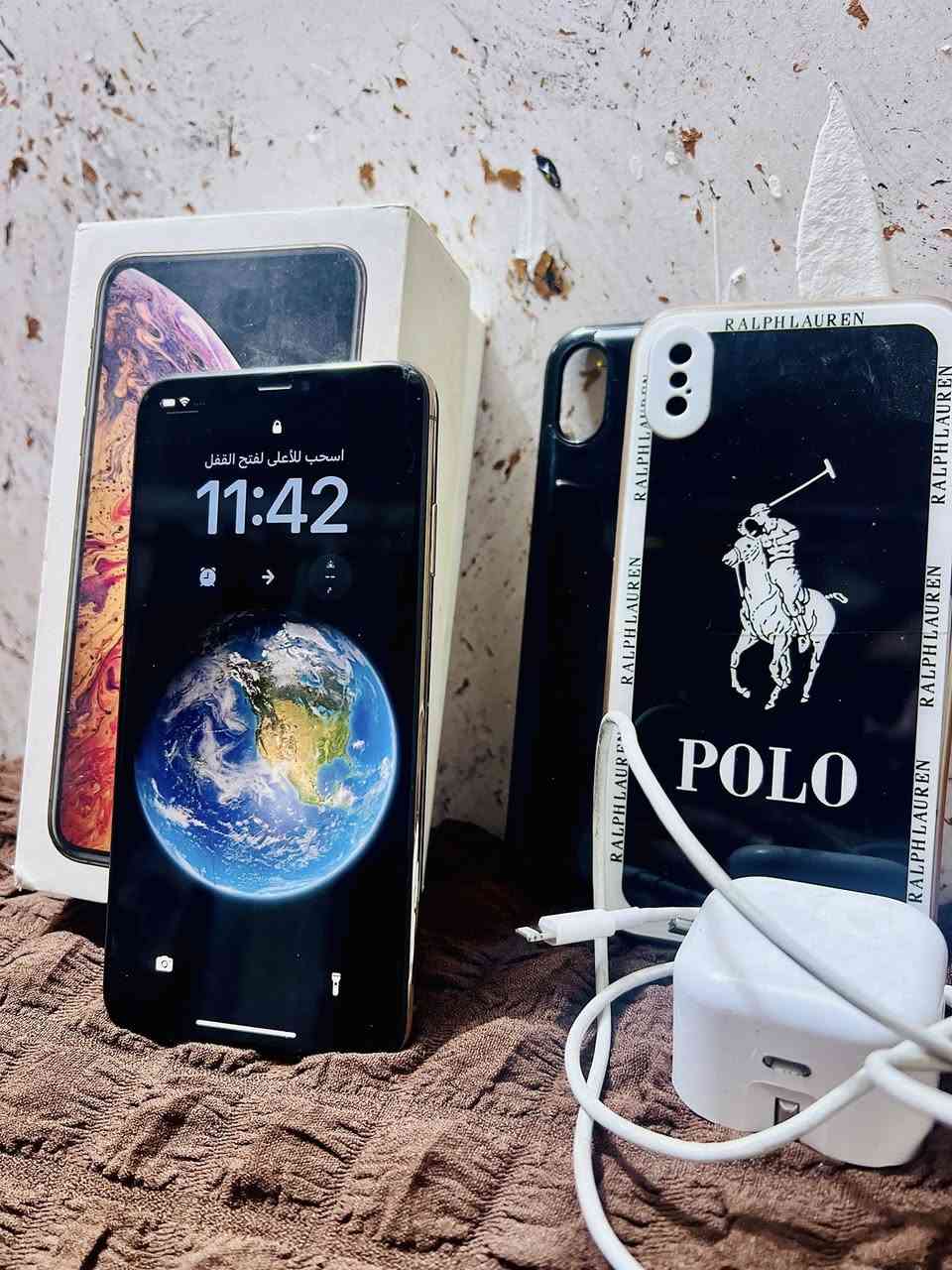 للبيع او المراوس ايفون Xs max ذاكره 64 بطاريه 78 الجهاز كامل ملحقات كارتونه اصليه وشاحنه وثنين كفرات بي فقط فطر خفيف موضح بالصوره السعر 145 الف وبي مجال قليل للشراي مكاني سكندريه


**إذا كنت صاحب هذا الإعلان وتريد حذفه لأي سبب، رجاءا أرسل رسالة إلى الدعم الفني**