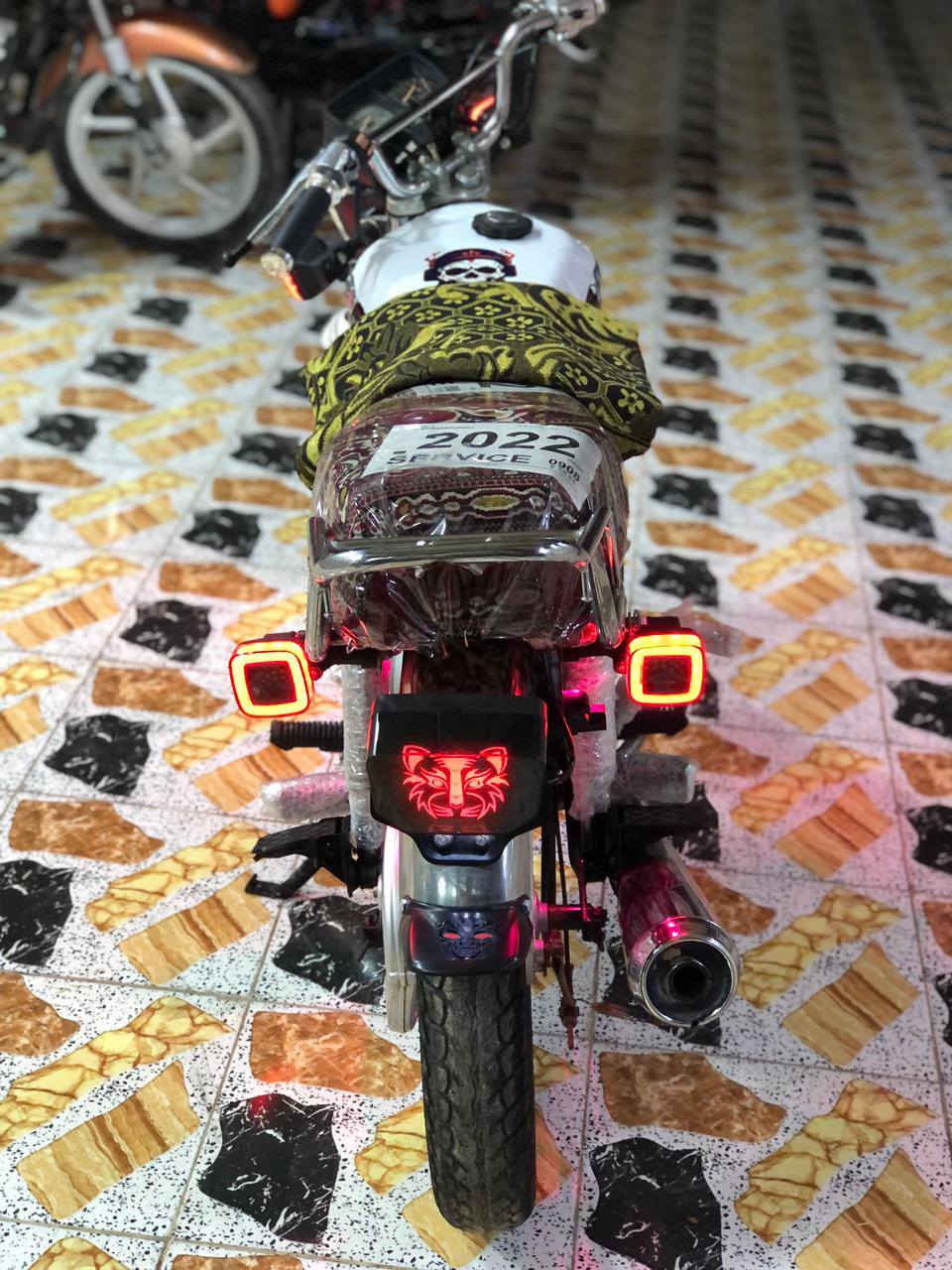 سلام عليكم تايكر موديل 21طلعه بل 23اورقها تقره 23 دراجه جاهزه علا اخر حبايه مال جناي اخذها ونساها محرك فول كلجاتها كلش قويات مكني كربلاء طوريج رقمي ***********
