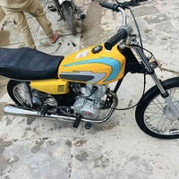 دراجه للبيع بدون. السعر 550 قفل  الرقم  07721896156