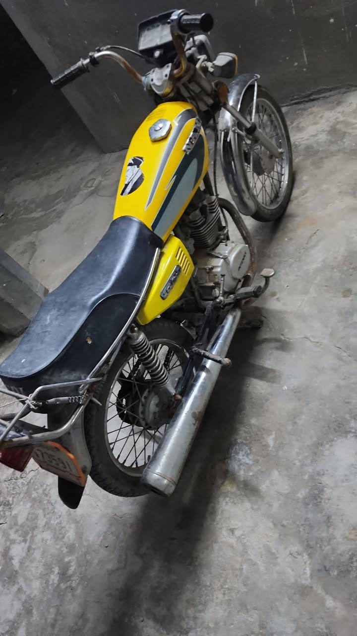 دراجه للبيع ادوات كفاله من كلشي جاهزه كهربائيات كله شغاله السعر ٣٠٠
***********
