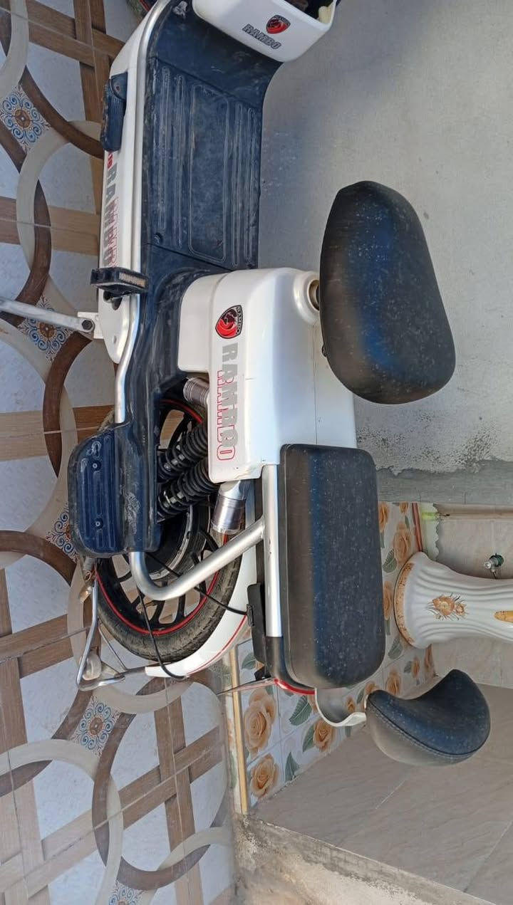 سلام عليكم ماطور شحن للبيع موديل 25 سعر 400 بمجال رقم تليفون***********
