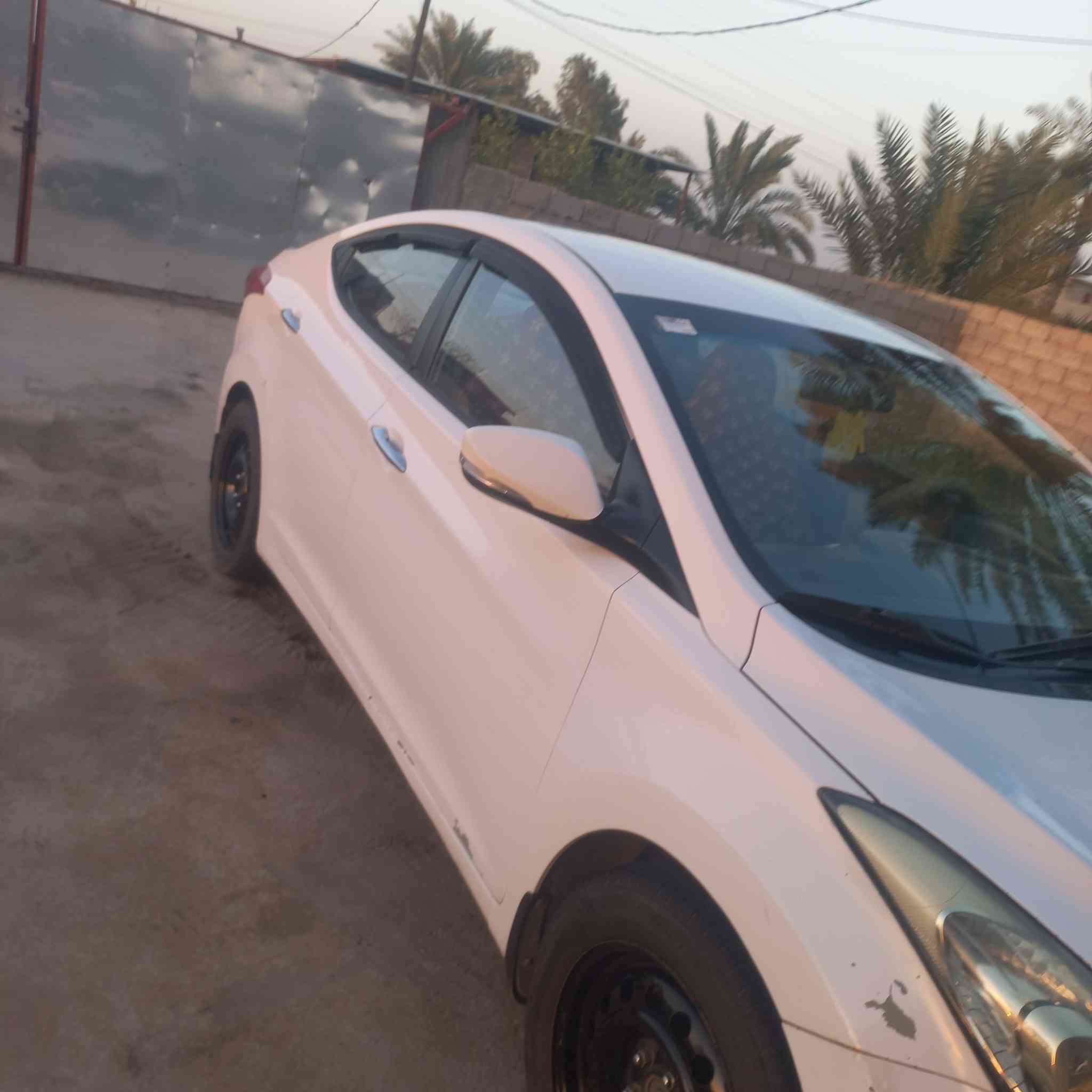 النترا خليجي موديل ١٤ محرك كير تبريد مكفوله صبغ كفاله بيها تقشير برأس البنيد محرك ١٦٠٠ رقم بغداد السعر ١٠٨ وبيها مجال مكان السيارة الدجيل  السونار مرفق ***********
