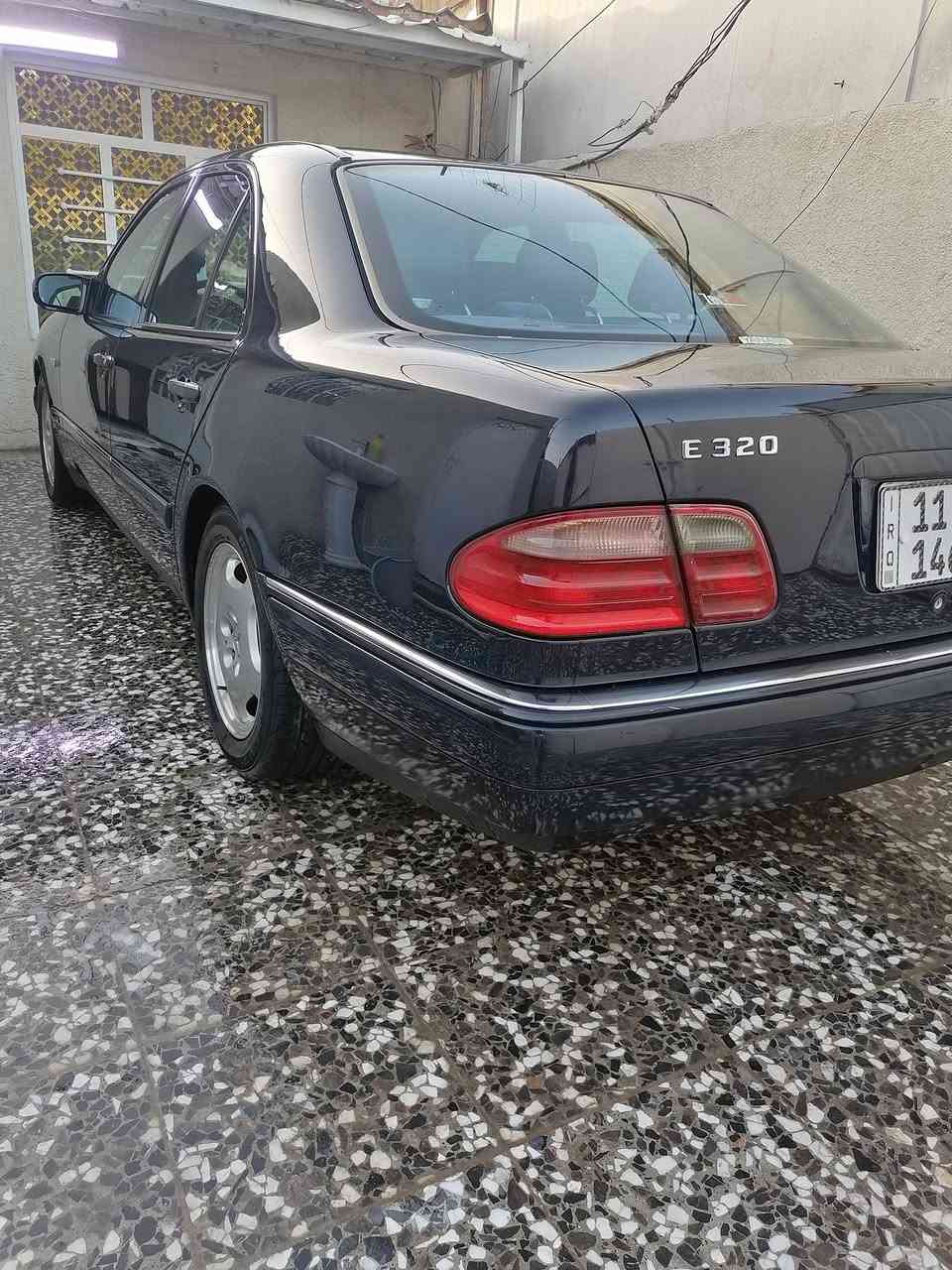 مرخصة الادمن المحترم... للبيع ام عيون موديل 1998 وارد ياباني بسمي رقم دولي... السعر 145 وبيها مجال المكان بغداد... ***********
