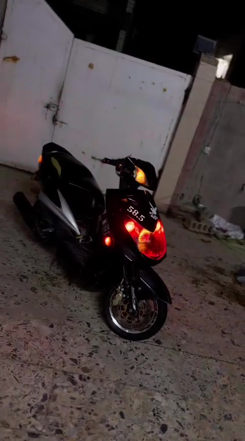 سكنس فحل للبيع
دراجه مفوله تزويد 
مكينه 58ونص
السعر 950  وبيها مجال باقي تفاصيل خاص ***********
