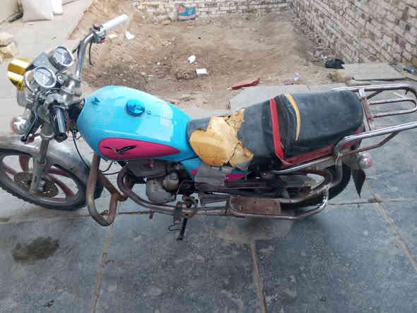 للبيع اوراق اوصولي مگينه ما مفتوحه دراجه حلوة غراضه جديده سعر 350
رقمي :***********
