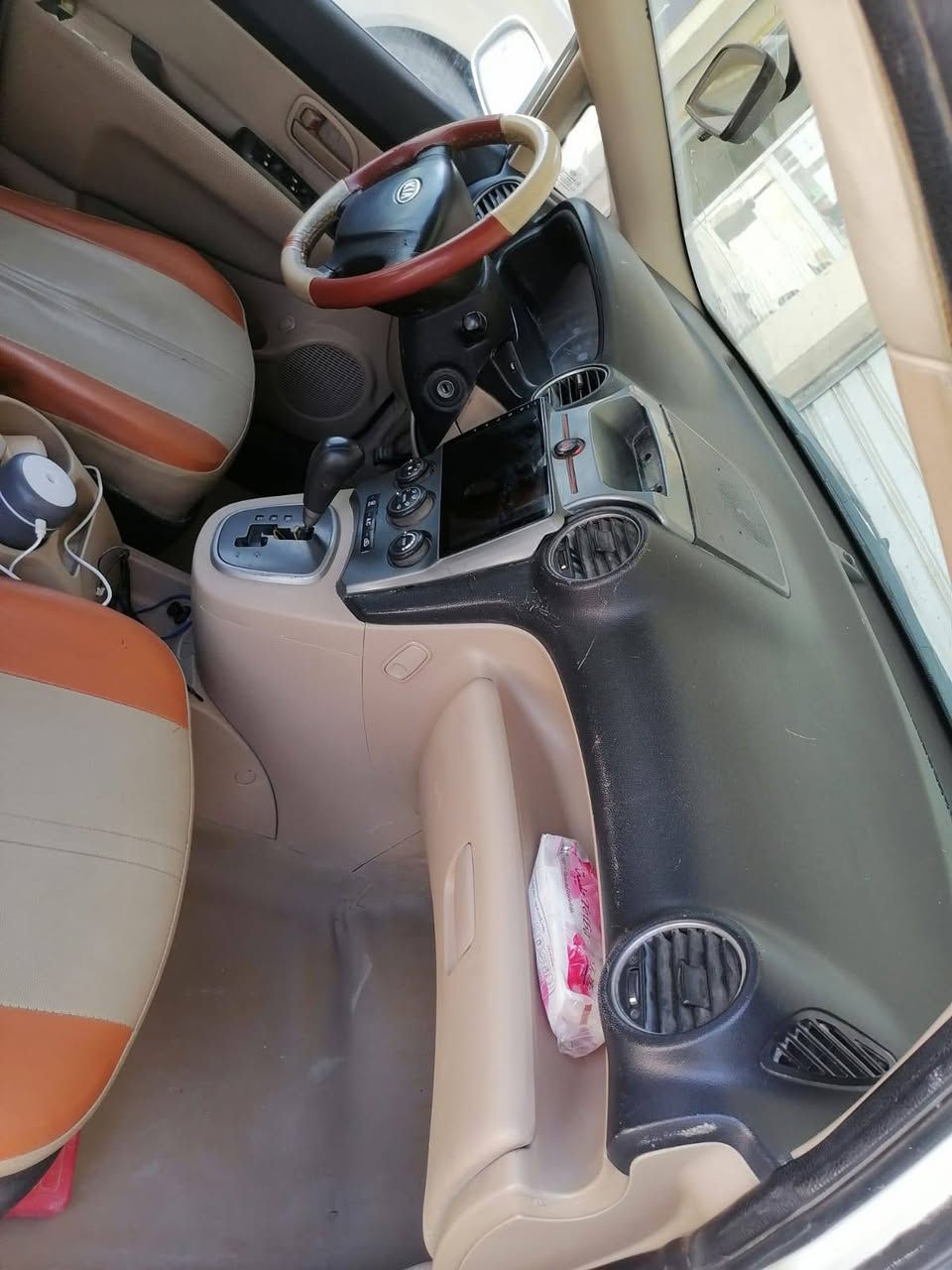 سلام عليكم كيا كارنزه  للبيع موديل 2009 رقم دولي 7 راكب السياره حلوه تجي وتشوف بعينك السياره مصبوغه عام مكان السياره نجف
رقم صاحب السياره ‏‪0780 541 2605‬‏
