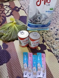 تجهيزات قطط تراب معطر 5 كيلوات ب 7 مكافئات وحده 500 علبه اگل وحده 2500...
