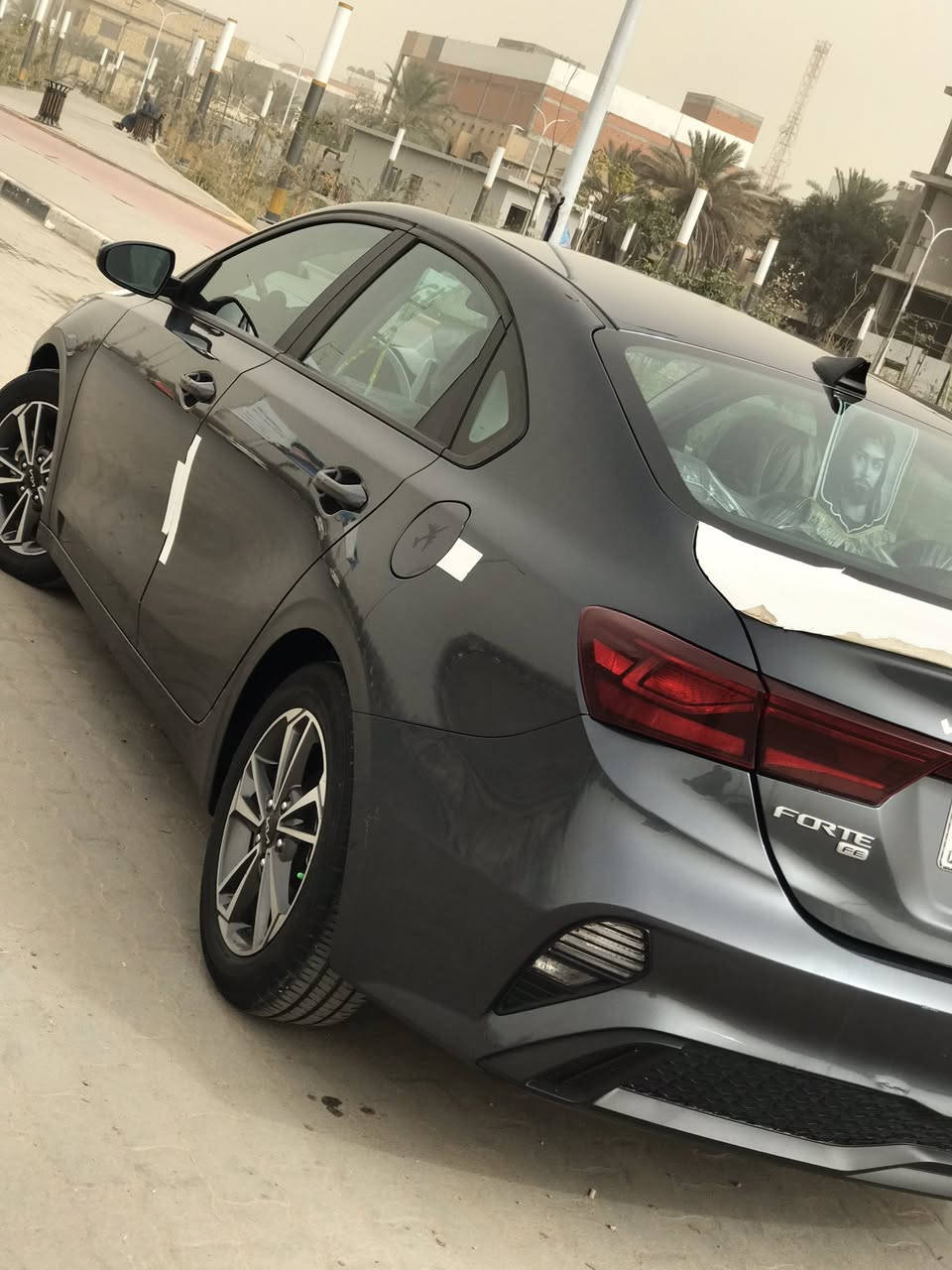 سلام عليكم كيا فورتي موديل 2023 بصرة معوقين 

سيارة وارد امريكا ضربته بنيد بدون دواخل ايرباك ضارب 

بنيد نفسه مصلح يعني بلادي قطعتين تبديل فقط

سيارة ماشيه ٩٠ كيلومتر 

شاشه كاربلي ...

رادار امامي...

تحديد مسار ....

قياده ذاتيه ....

مكينه كير مكفول حجم محرك ٢٠٠٠ دوش 
كير سيفي تي 
مكان سيارة بصرة 
سعر سياره    

١٣٠ ورقه وبيه مجال قليل قليل 

للستفسار ***********
