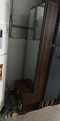 غرفة نوم • مستعملة • ٨ قطع