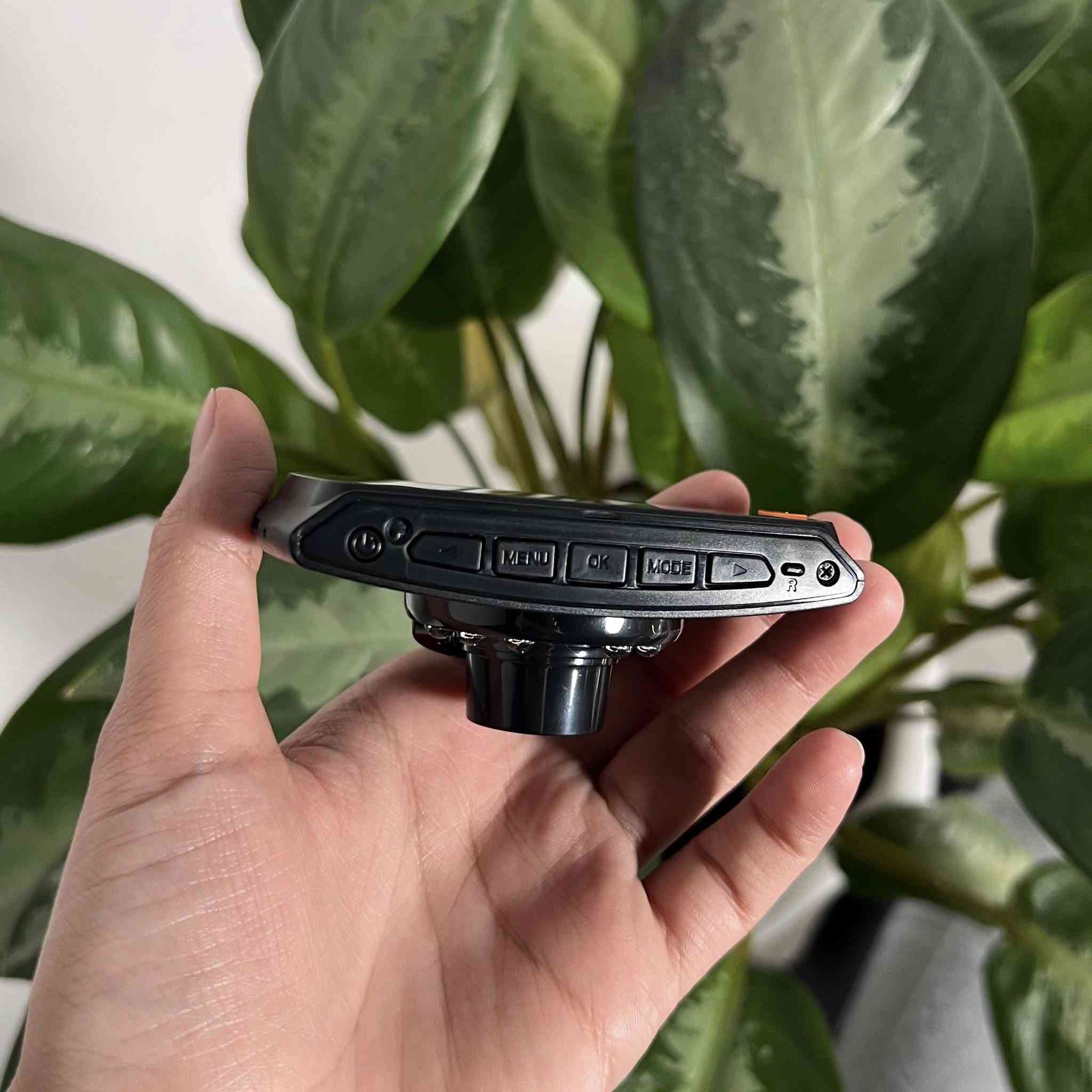 اخواني اصحاب السيارات
بصراحة في ظل هذه الظروف والحوادث والمشاكل العديدة الي تواجه اغلب السواق المحترفين من غباء بعض السواق تجاه قواعد السير لازم تتوفر كامرة داش كام بكل سيارة ( تضمن بيها حقك ) لان اذا صار حادث لا سامح الله منو يضمن حقك ؟!سوى التسجيل !
وبصراحة هاي موجها للناس المثقفة الي تعرف اهميتها 
سعرها 21 الف تضمن بيها سلامتك 
توصيل جميع محافظات 5 بغداد 3 
للطلب مراسلة الصفحة 🌸
مع تحياتي


**إذا كنت صاحب هذا الإعلان وتريد حذفه لأي سبب، رجاءا أرسل رسالة إلى الدعم الفني**