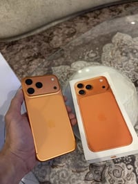 آيفون 17 برو ماكس السيم كارت ذاكره 256 بطاريه ١٠٠ مستبدله فقط شاشه ٣ خ...