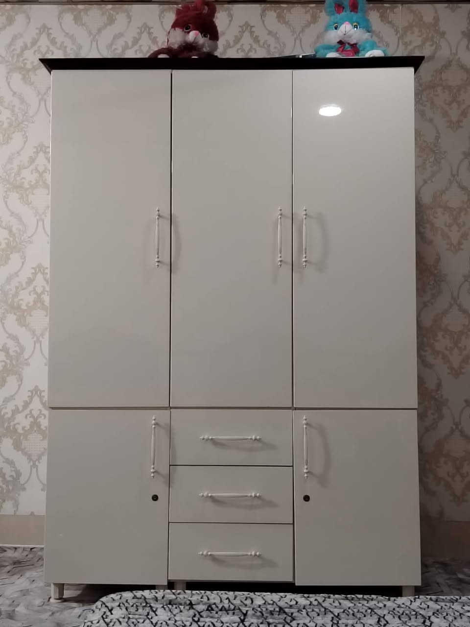 كامل البيع مستعمل قليل ***********
