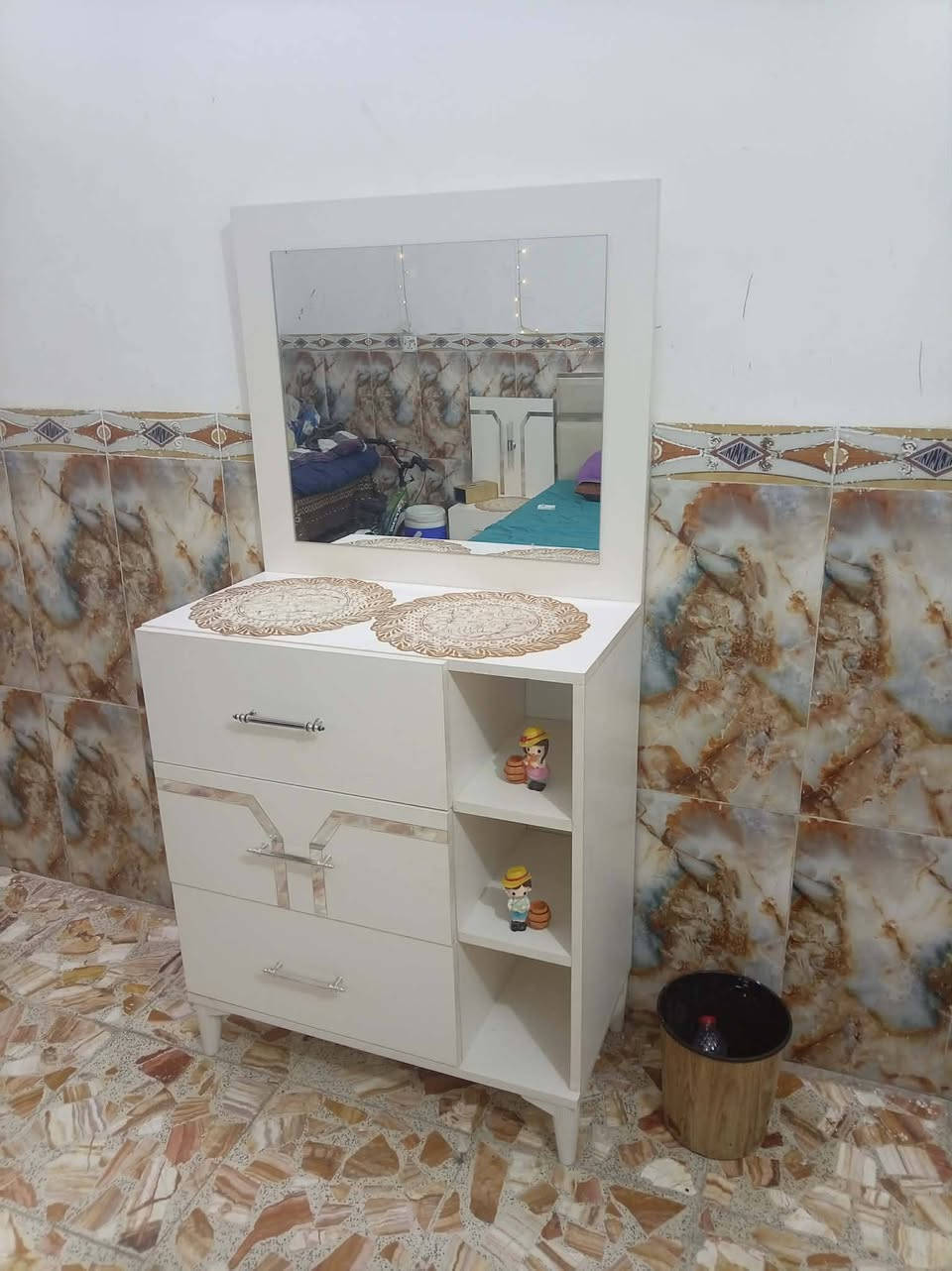 السلام عليكم غرفة اخت جديدة اي ضرر مابية نضافة 95بل مية
5قطع عنوان بغداد ستفسار وتساب ***********
