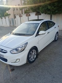 اكسنت ٢٠١٢ • اوتوماتيك • كاميرا ABS