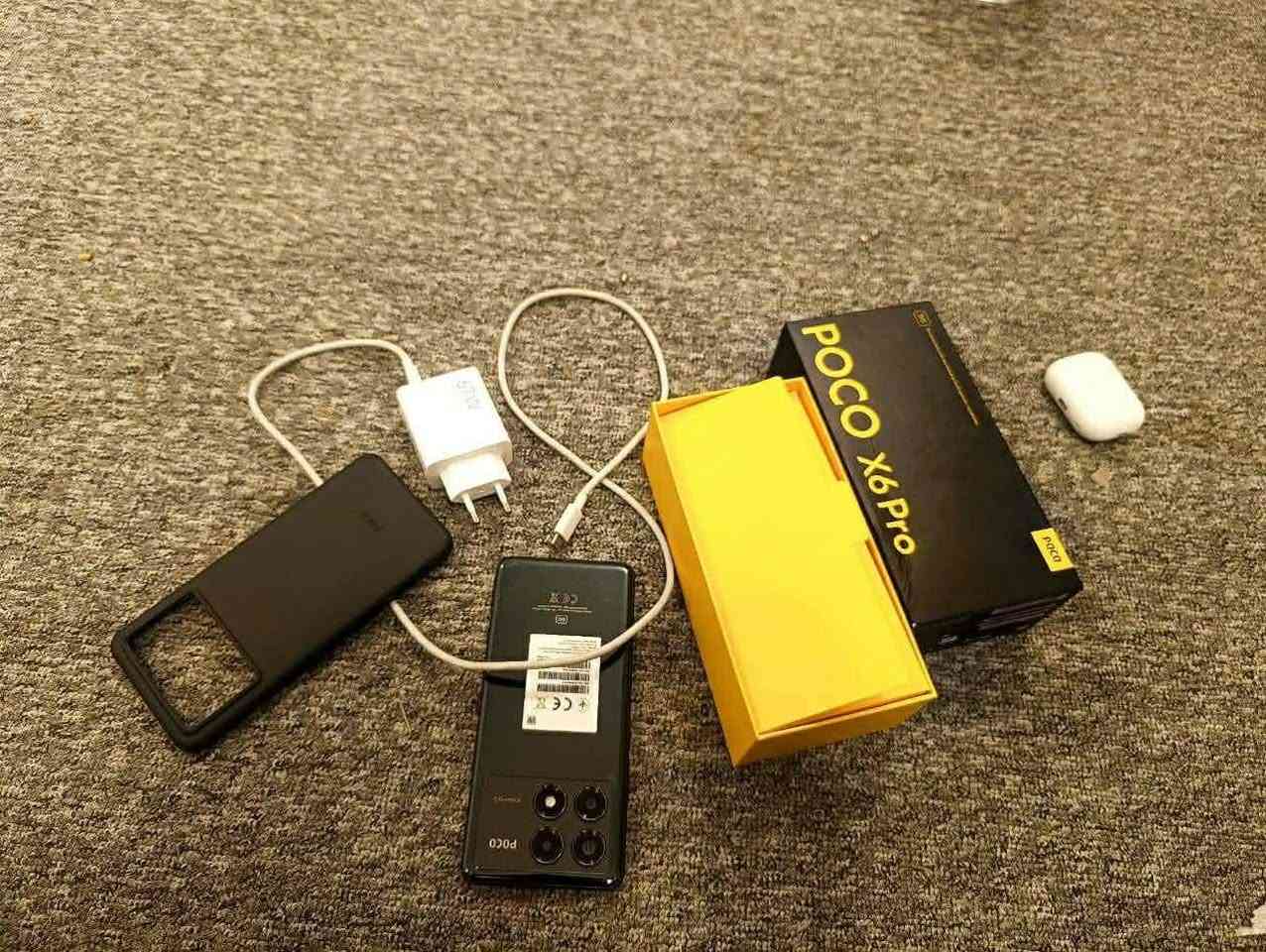 بيع مستعجل مكاني قبله سعر ٢٦٠ قفل مكاني قبله 
جهاز بوكو x6pro ذاكره ٢٥٦ عشوائيه ١٢ جهاز نضيف كلش زلغ مابي مرايه يشغل ١٢٠ فريم قوي بل العاب وبل تصوير كامل ملحقات


**إذا كنت صاحب هذا الإعلان وتريد حذفه لأي سبب، رجاءا أرسل رسالة إلى الدعم الفني**