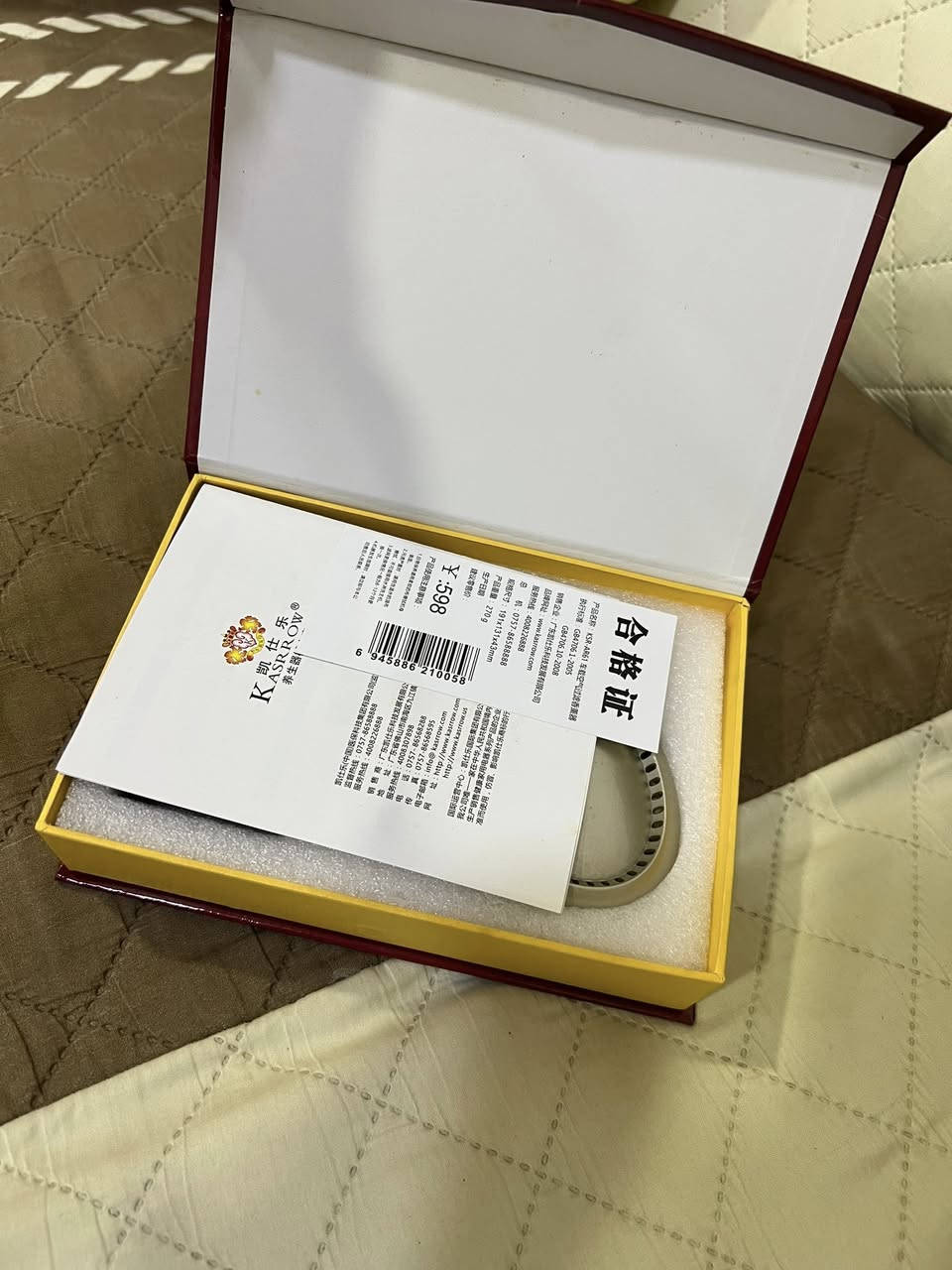 ينقّي هواء السيارة من الروائح.
• يعطي تعطير خفيف داخل المقصورة.

 • بعض النسخ تعتمد فلترة + مادة عطرية (ليس مكيّف هواء ولا مروحة يرتبط بفتحات مكيف ) 

• الجهاز الرئيسي (الشكل البيضوي).

 • وصلة ولاعة السيارة 12V للتشغيل

السعر 15 الف 

الرقم للحجز واتساب ***********
