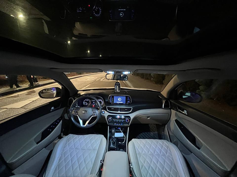 هۆندای تۆکسۆن 2020 
فول مواسەفاتی : 
بەسمە ، پانۆڕاما ،
کوشن جلد و کارەبایی ،
خلیجی و کۆرییە 
50 هەزار کم ڕۆیشتووە
دەعامی بۆ دەعامی بە شەرت 
هیچی پێوە نیە کلین تایتڵ
نرخ : ٢٣٥ و مجال 
ناونیشان : سلێمانی 
ژ.م : ***********
*********** السليمانية, العراق
