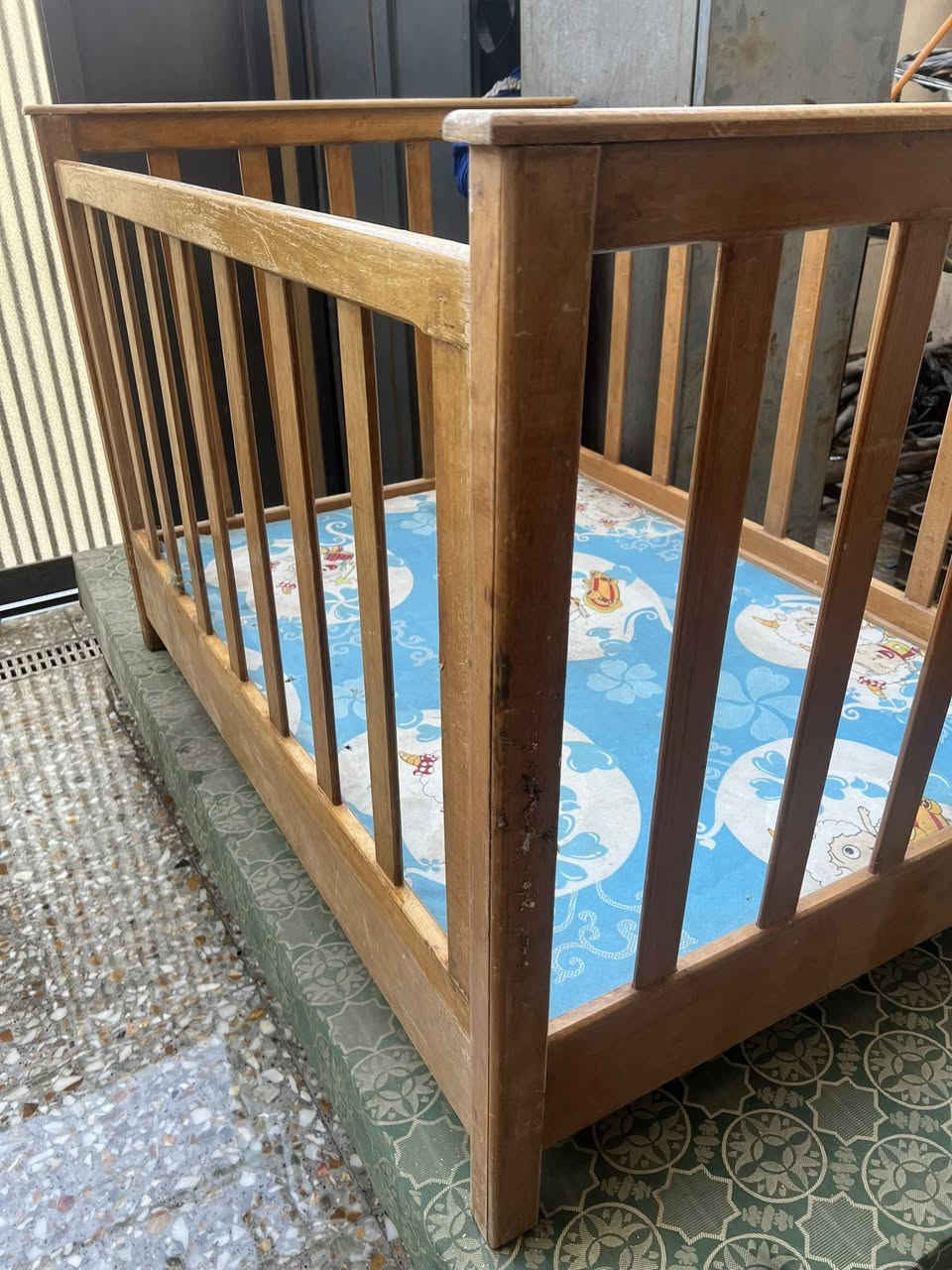 للبيع سرير طفل وصوميه


**إذا كنت صاحب هذا الإعلان وتريد حذفه لأي سبب، رجاءا أرسل رسالة إلى الدعم الفني**