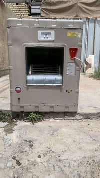 مبرده نظيفه جداً استخدام قليل  السعر (١٠٠الف)وبيه مجال /بغداد العامريه...