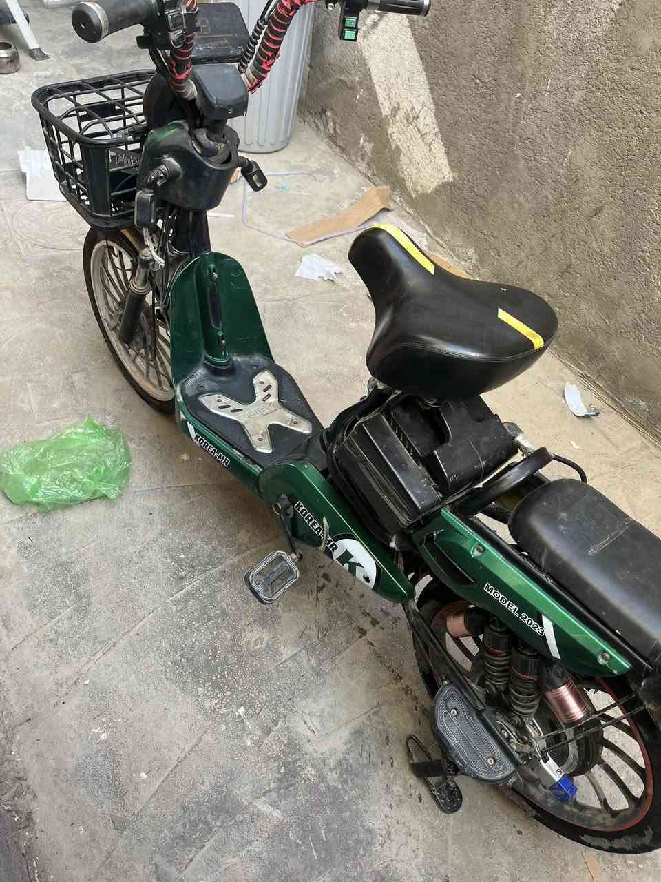 بايسكل شحن للبيع
هورن
لايت
اشارات
فقط بطاريات مستخدم 
السعر 200الف وبي مجال
عنوان :كربلاء حي العامل المنطقة السابعة
الرقم ***********
