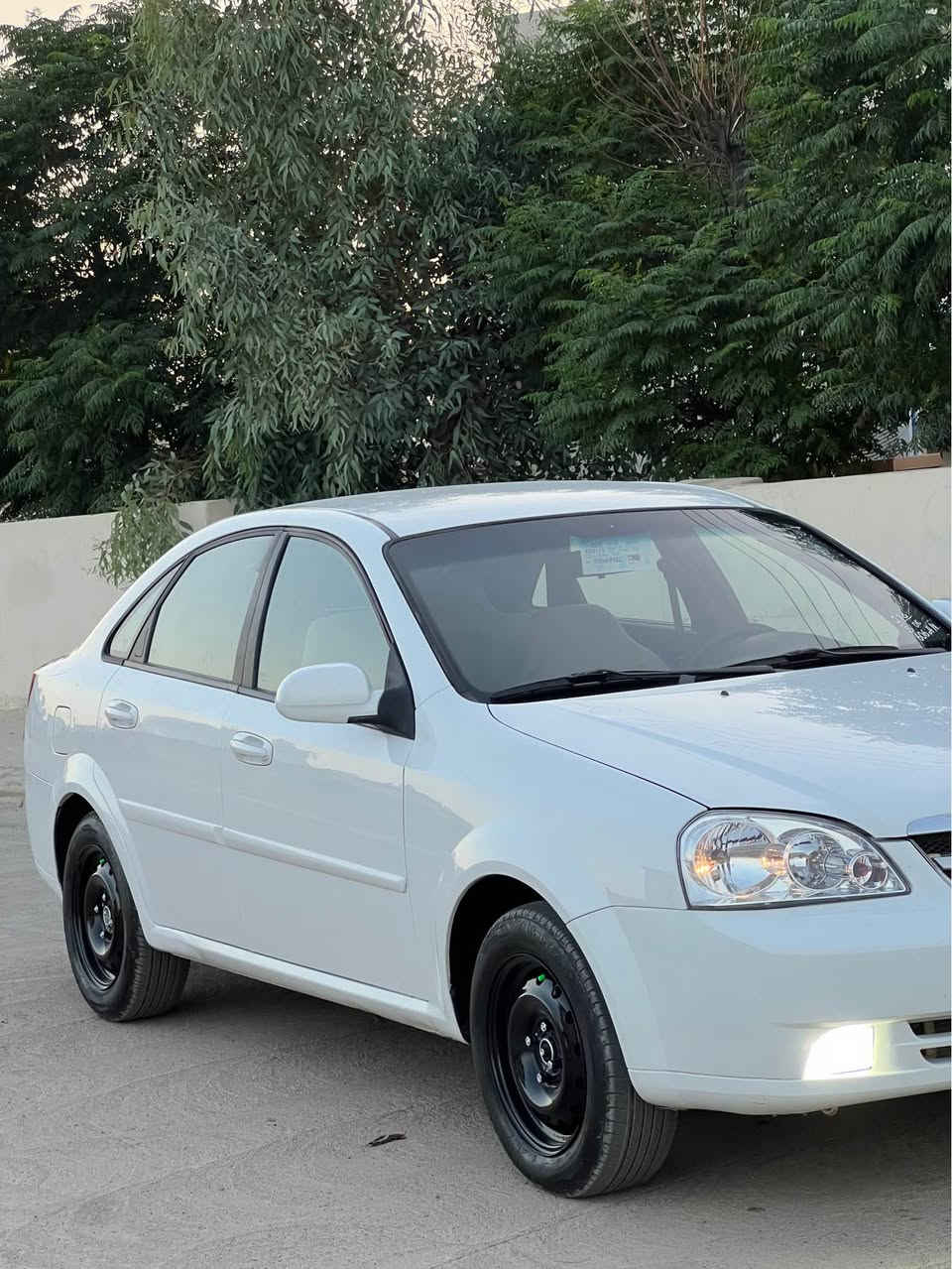 بو فروشتن شوفرليت 2012 ABS بي سبوغه تةنها دوو جيگاي كارته جةمپيكي پشتي هةيه گيرو مةكينة و تةبريت بةشرته تةقه و رةقةي بةشرته تةخم تايةي نويه تةخمي بني نويه يةك دينار مسروفي تيدا نيه رقةمي نويه سنةوي تةواو بوه تحويل و غرامه بةشرته سيارةكه زور جوانه بي مسروفه سعر 78$ مجال بو زانياري زياتر پةيوةندي بكه به ز.م *********** اكر, نينوى
