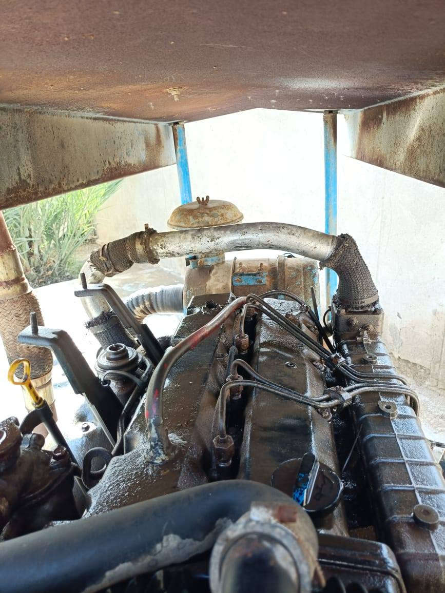 السلام عليكم مولده جديدة للبيع ما مشتغاله جديده حيل محرك جديده لا مفتوح والاتنقيص والاتبخيىر مولده خير من الله 

العنوان الديوانيه 
***********
