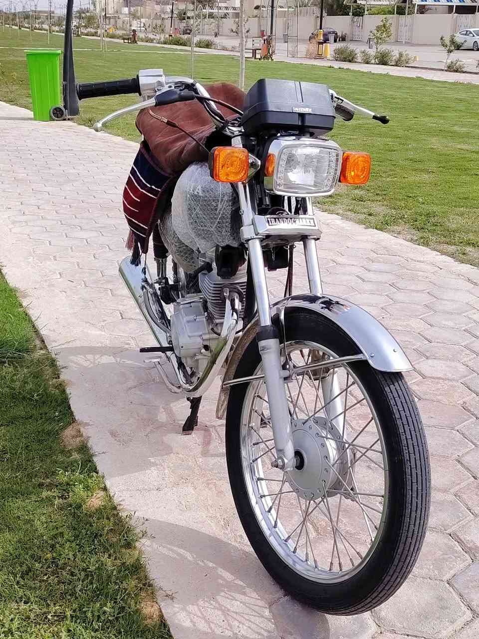 السلام عليكم للبيع او مراوس ارشة
شاصي ومكينة 20 تعمير 26 دراجة حلوة ونضيفة وماناقصهة شي ربع مذب عليهة مكاني حي المهندسين للستفسار خاص 
سعر خاصص


**إذا كنت صاحب هذا الإعلان وتريد حذفه لأي سبب، رجاءا أرسل رسالة إلى الدعم الفني**