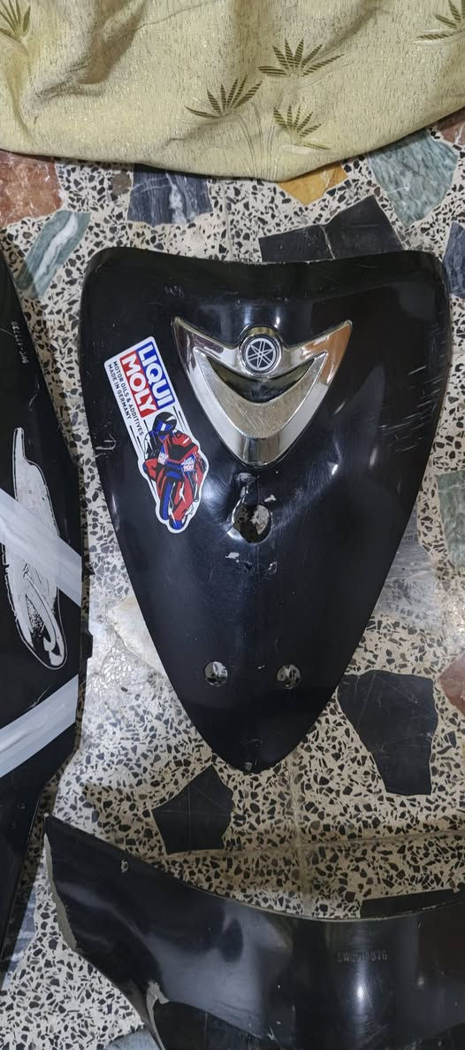 كفرات ماكس قجمه نص عمر بلاديات مختمات بلاد سعرهن 15 اللف قفل 🔒***********
لا يوجد توصيل بدون احراج
والسعر ثابت
