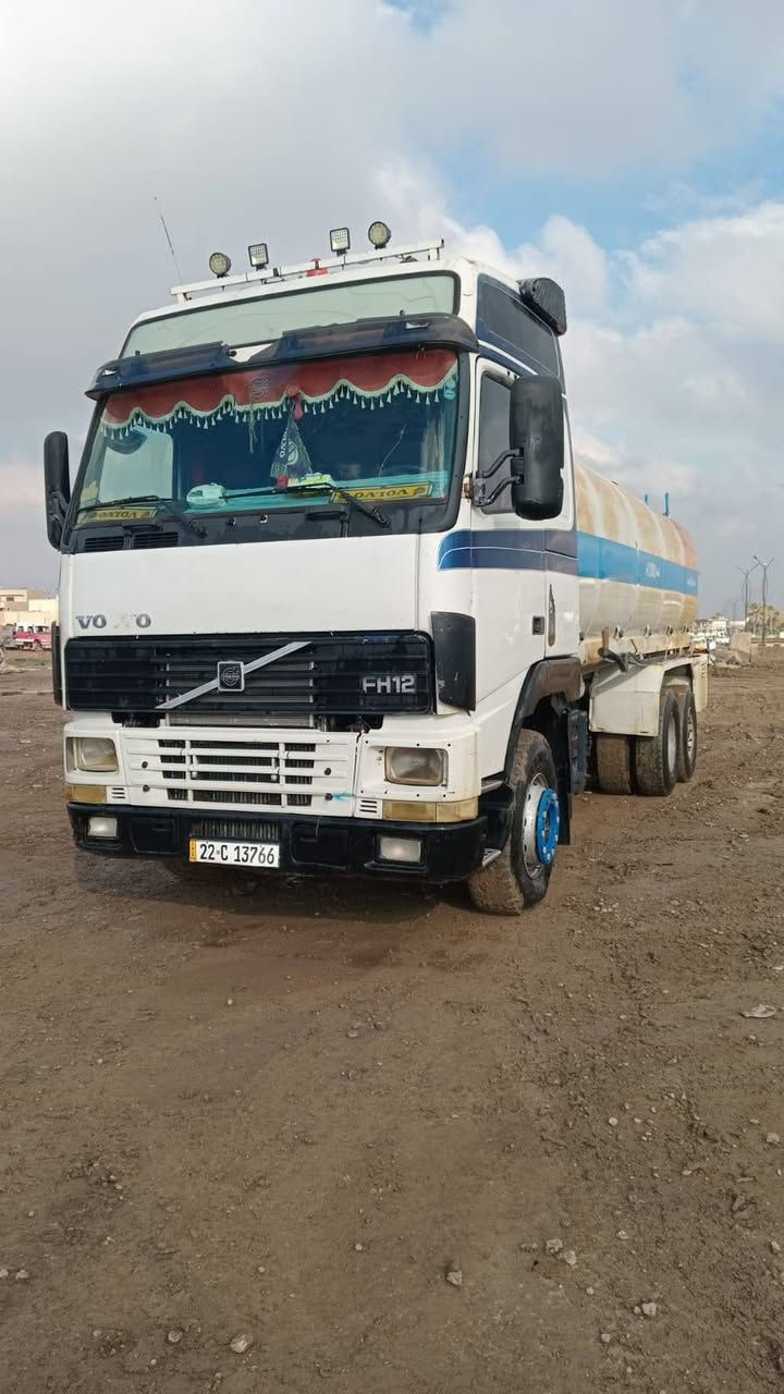 تنكر فالفو دكتوره ٢٠٠١ رتايدر خزان ٢٥٠٠٠ نضيفه وجاهزه محرك جديد بلكارتون السعر ١٧٠ سنكل للاستفسار *********** العنوان الموصل
