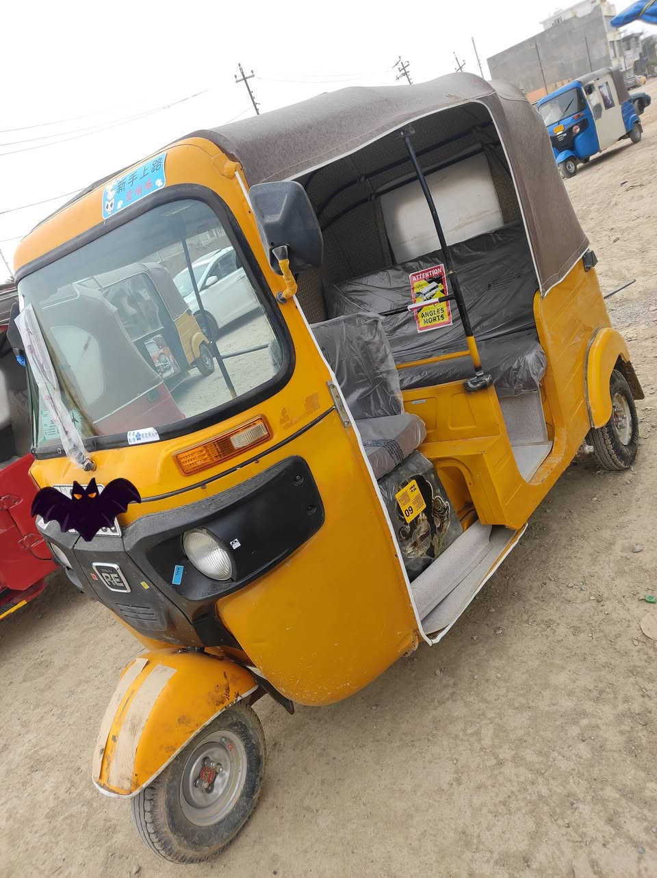 السلام عليكم متاح تكتك 20 شهر ال11 رقم وسنوية تحويل ثاني يوم تكتك نضيفة ومرتبة حتة دوسهة بعدهن ممعمرات رقم بغداد مشروع وطني السعر 6:600 وبيهة مجال كلش بصيط المكان بعقوبة الشراي يتصل ‏‪0773 039 2896‬‏
