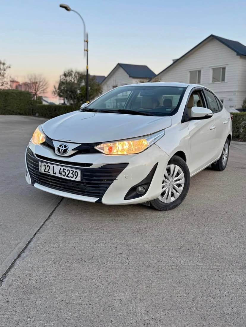 تويوتا يارس 2019 كلين هيجى نييه مه كينه كَه وره ناو زه رد ٤ جام كاره بايى اوينه كاره باى ته عديل سورعه
abs یستوب
ته نها له سه ر بونيتى كه ميك شوختى هه يه فه قه ت هيجى نييه سه ياره كه ١٣٠ هزار روّييه
ره قه م ته له فون *********** أربيل, العراق
