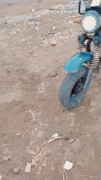 ستوته دايون موديل ٢٠١٥ مكفوله شاصي مكفول رقم ألماني رقم *********** جمال تحويل ثاني يوم مكفوله مابيه اي اخياس بدي مصبوغ حراري تخم تايرات جديد باتري وضفيره وبك لاياتات وناره كامله جديده اكسن جديد العنوان الكوت البتار قرب معمل التنانير قرب محطه كهرباء ٤٠٠  رقم الموبايل *********** جمال
