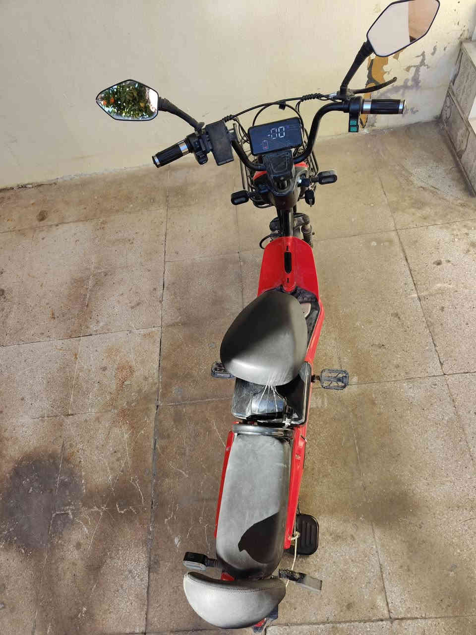 للبيع
كهربائيات بريكات كلشيي شغال مكاني موصل دوميز
مو شراي وماكد السالفه لاتطب وتتعامل وتكسر بسعر
180 الف رقمي ***********
