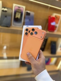 ايفون 17 برو ماكس ZA/A نسخه الشريحه الفعليه بطارية 100  مشحون 45 مره  ...