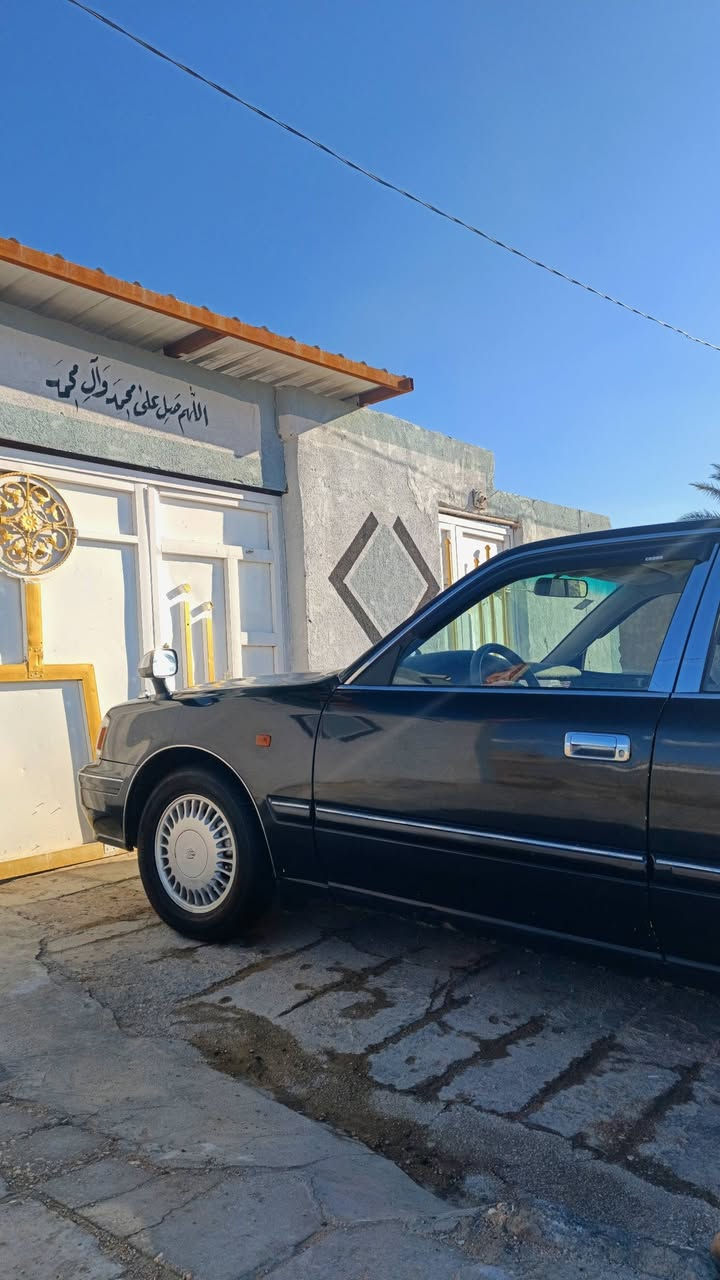 سلام عليكم راس ثور تكم
مديل 2000
خمس دكم 
كهربايات كله شغاله 
مكينه كير مكفولات 
رقم سياره نجف بسمي مداور ثاني يوم 
بيه ضربه بل جنطه مو قويه بس جاملغ بجهت سايق مضرر شويه سياره حلوه شاصي 55فحل 
 تبريد شغال مكاني ديوانية شنافيه سعر105 وبيه   مجال ‏‪***********‬‏ وذا كو مراوس بفلات
