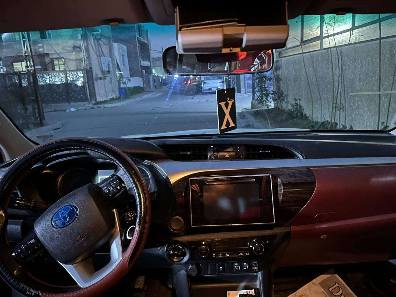 بيكم فور ويل - هايلوكس 2020
الحادث والسونار مرفق في المنشور 
مكان السيارة بغداد الكماليه 
والسعر اتصل على ***********
