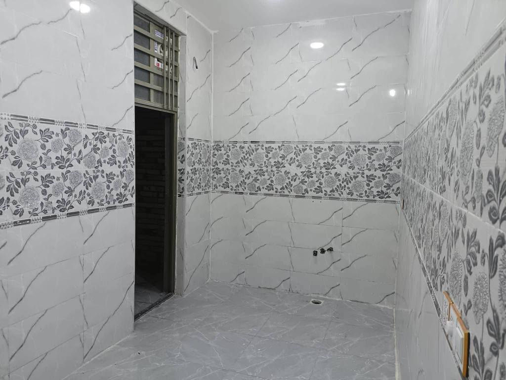 #بيع القصد المقده 20 شهر 500 *********** السعر نقد 37
عدد البيوت 4 بيوت مجاورات ب القصد 
 المساحه 100 متر بلاش 🍃
على شارع 20متر 
بي غرف/ وصاله/ ومطبخ /استقبال /وحمات داخل  #حديقه 
بناء طابوك وساس وصقف صب مسلح 
#السعر 37 وبي مجال 
العنوان النجف الاشرف مقابل  قريت الغدير للستفسار 
*********** اتصال  واتساب 
#مكتب_الكرار_للعقار النجف, العراق
