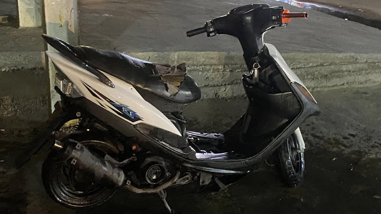 سلام عليكم   ماكس عدلة الدراجة. مكفول كفالة عامة من كهربايات اشاير مازة    مكينة  دراجة ما مفتوح   بلادية. 49 دراجة  نكرة سلف هندر  دراجة غير من الله دراجة ما متعوبة     مكينة نشطة   شلعة تحفر الكاع حفر  باتري جديد. سلف مال 55   دشبول الكتروني صالنصة. FM    سبايدر كاربون فايبر  شوتة   كاربون فايبر رياضي مال 4 ولفات  متواجد فيس واتصال  *********** 
مكاني. بغداد الجديدة  سعر 400 بيها مجال حك الجية
