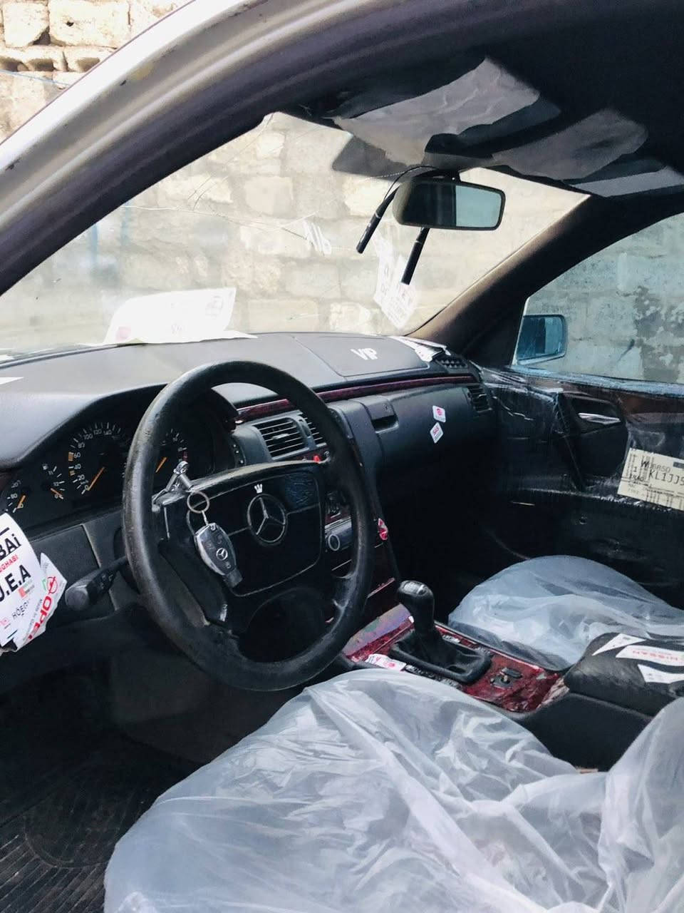 marseds
مۆدیل 1999
چوارجام کارەبا
چوار تایەی 80٪ خاوێنە
ئاوێنە کارەبای
کارەبایاتی کامل ئیش دەکات
سەیارەکە بێ لێدانە حیجام سبوخە
گێر و مەکینە و ئەکسل بەشەرت 
بێ تەقەو رەقەیە
گێر حادیە 5 گێرە زۆر بەقوەتە
مەکینەی بیلادی 4 پستۆنە
سەیارەکە ئەوەلیاتە 
نرخی 27 محامەلە
شوێن::خەبات سەر رێگای موسڵ الحمدانية, نينوى


**إذا كنت صاحب هذا الإعلان وتريد حذفه لأي سبب، رجاءا أرسل رسالة إلى الدعم الفني**