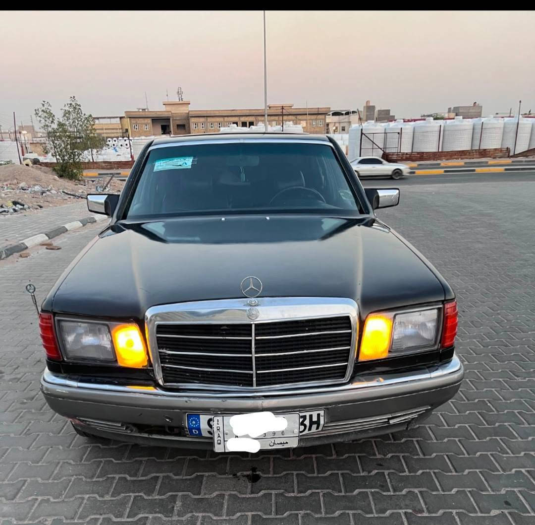للبيع او مراوس 
مارسيدس رئاسي ٣٠٠
موديل ٩١
مكفوله من كصه ونقل وضربه
غرفه جلد اسود جديده
تخم تايرات 
فتحه سلايت عاطله
محرك وكير فيفيتي توب 
رقم ميسان 
سياره احلى من صور 
السعر ٥٨$ 
البصره. معقل *********** البصرة, العراق
