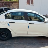 للبيع دودج نيون موديل 2017 ماشيه 195 الف كيلو متر السعر 80 $ السياره ب...