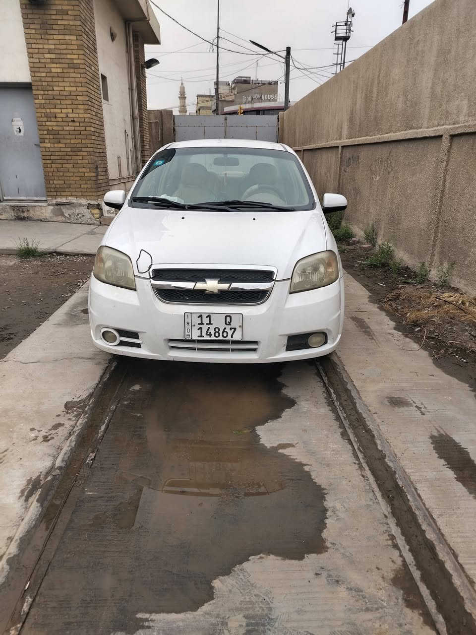 سلام عليكم أفيو للبيع موديل ٢٠١١ شركه العامه اوتوماتيك نضيفه وجاهزه بسمي الداير جاملغ مصبوغ كمامو ضح بل صوره رايدهه ٧٣ رقم الهاتف ***********
