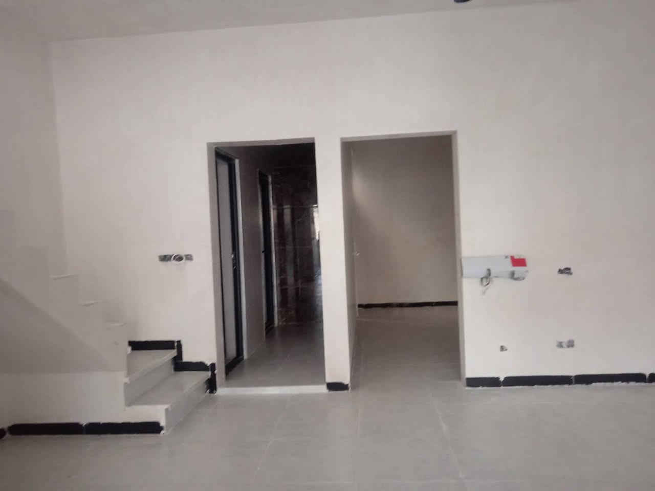 (1740)
#دار طابو طابقين بناء حديث للبيع
#العنوان /كركوك حي المعلمين مقابل جامع الفتح على شارع ١٥ م
#المساحة / ١٢٠ متر
#الواجهة / ٦ أمتار في ٢٠ متر
#السعر / ٢٢٥ مليون
#للاتصال / ***********
