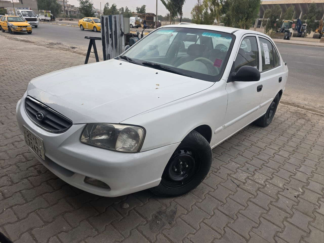 السلام عليكم سياره هونداي فيرنا موديل 2010 رقم سليمانيه رقم جديد سنويه منتهيه شهرين سياره جديده مكفول من كلشي ماعدا ربع بونيت صبوغ بدون داخل السعر 78 ***********
