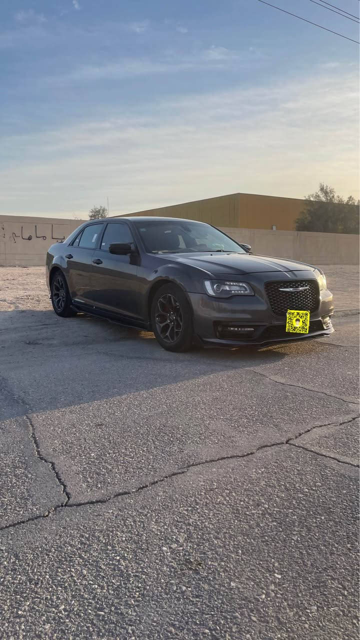 كلايسلر اوباما 2019 
مواصفات 
دخول ذكي 
تشغيل عن بعد 
نظام كار بلي 
شاشه كبيره
محرك 3600 
السعر 245 ورقه
السياره موجوده بالبصره خور الزبير 
***********
*********** البصرة, العراق
